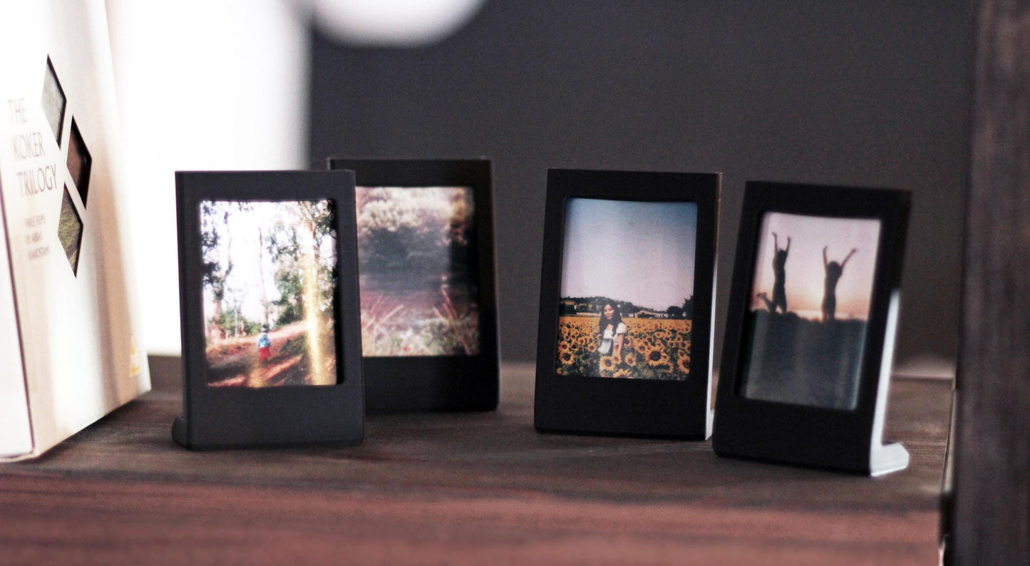 NewGround Designs Mini Fotorahmen – 4er Set Aufsteller für Instax Mini Polaroids – Bilderrahmen - Display